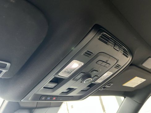 Used 2021 Cadillac Escalade Sport image 32