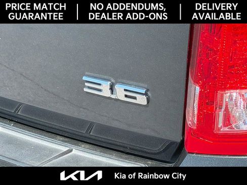 Used 2015 Cadillac SRX Luxury w/ Driver Awareness Package image 8