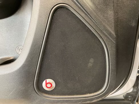 Used 2017 Chrysler 300 S image 12