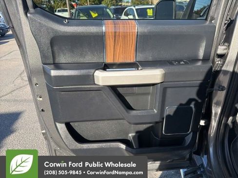 Used 2017 Ford F150 Lariat AWD/4WD image 29
