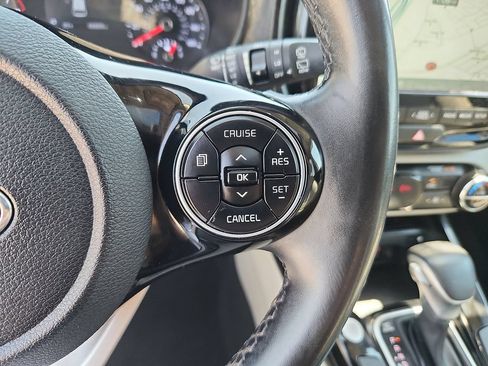 Used 2021 Kia Soul EX FWD image 18