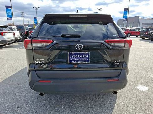 Used 2024 Toyota RAV4 XLE image 10