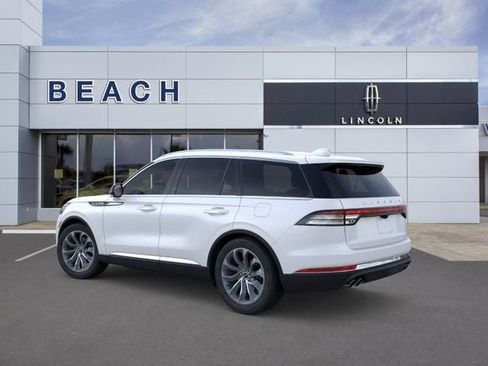 New 2026 Lincoln Aviator AWD image 4