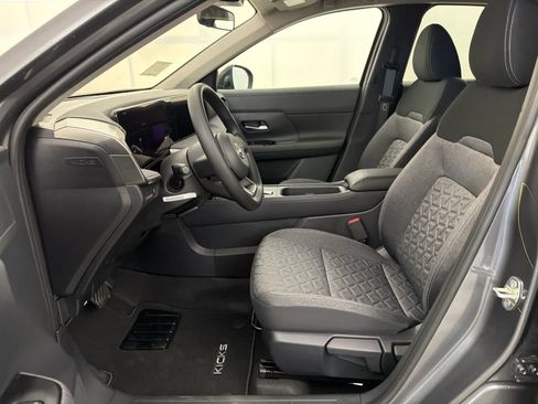 New 2026 Nissan Kicks SV w/ Cold Weather Package FWD image 14