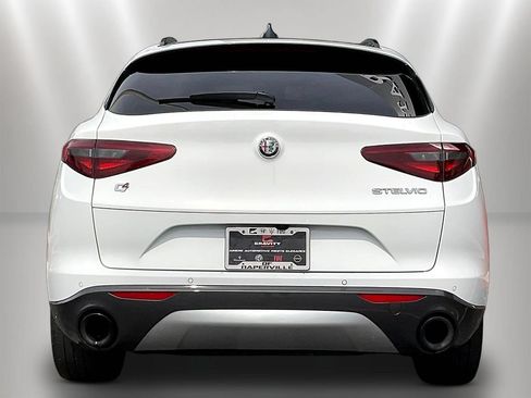 Used 2023 Alfa Romeo Stelvio Ti AWD/4WD image 5