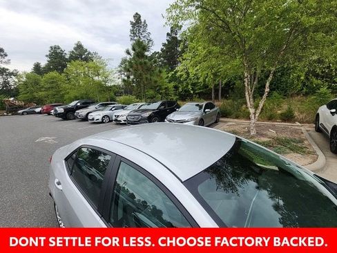 Used 2017 Toyota Corolla LE FWD image 21