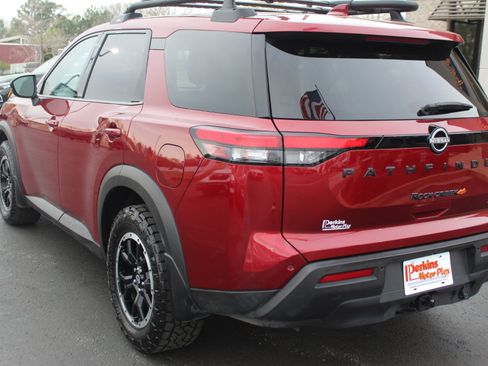 Used 2024 Nissan Pathfinder Rock Creek image 8