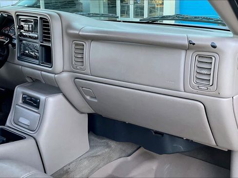 Used 2002 Chevrolet Silverado 2500 LT image 18