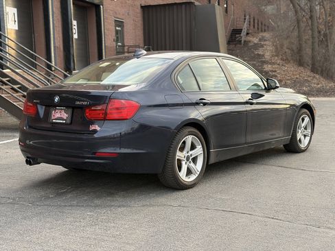 Used 2013 BMW 328i xDrive Sedan AWD/4WD image 7