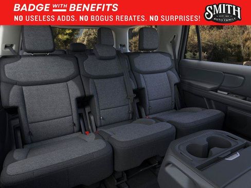 New 2026 Ford Expedition Active RWD image 12