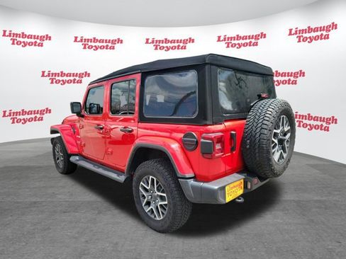 Used 2024 Jeep Wrangler Unlimited Sahara AWD/4WD image 25
