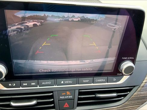 Used 2022 Nissan Altima 2.5 SL AWD/4WD image 27