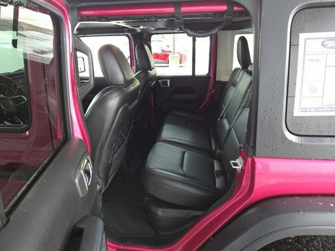 Used 2022 Jeep Wrangler Unlimited Rubicon 4xe w/ Dual Top Group image 21