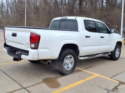 Used 2019 Toyota Tacoma SR w/ SR Convenience Package AWD/4WD image 7