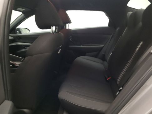 Used 2025 Hyundai Elantra Sport FWD image 18
