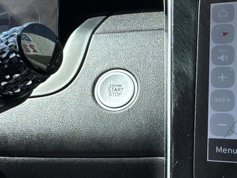 Used 2023 Hyundai Tucson Limited image 46