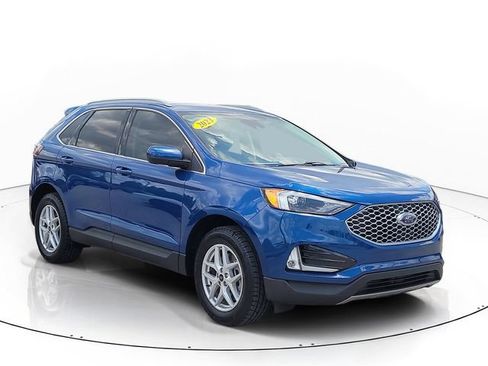 Used 2023 Ford Edge SEL w/ Convenience Package AWD/4WD image 3