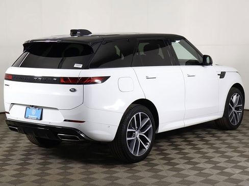 Used 2023 Land Rover Range Rover Sport SE Dynamic AWD/4WD image 14