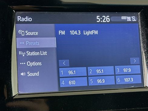 Used 2019 Toyota Camry LE FWD image 21