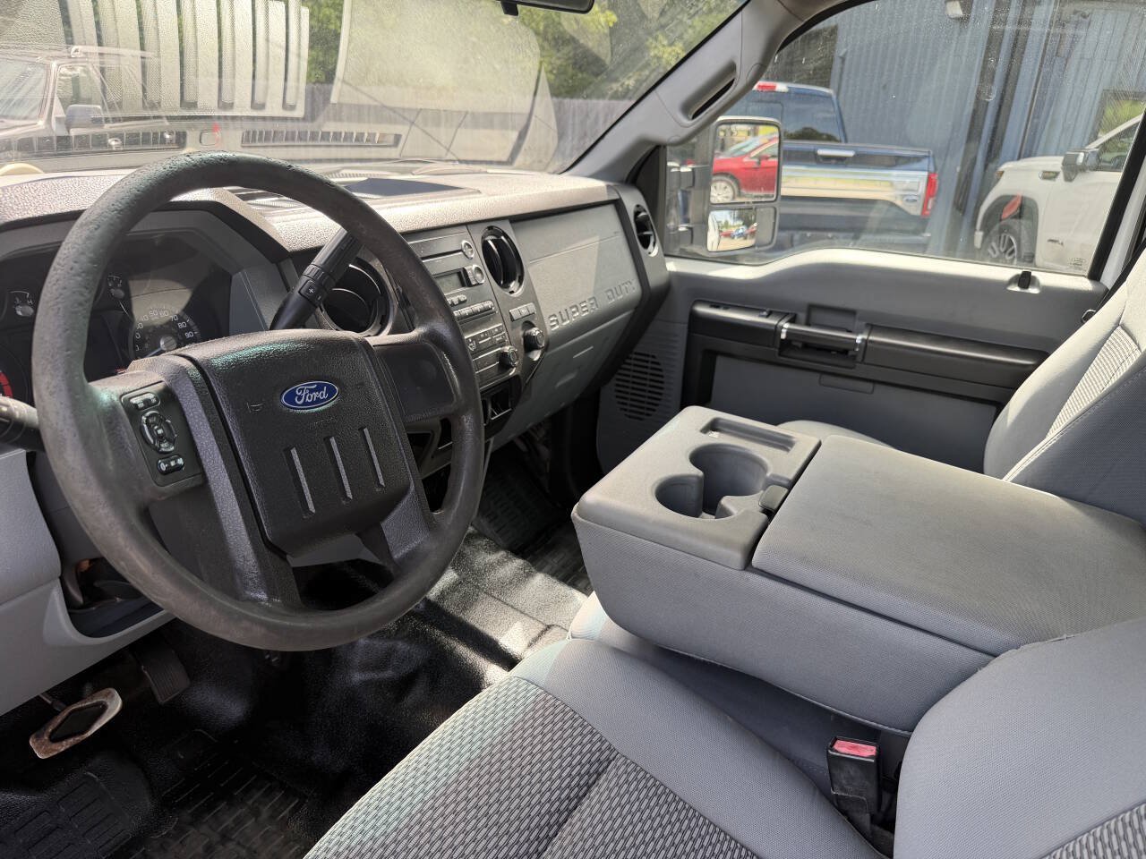 Used 2015 Ford F250 XL w/ Power Equipment Group AWD/4WD image 11
