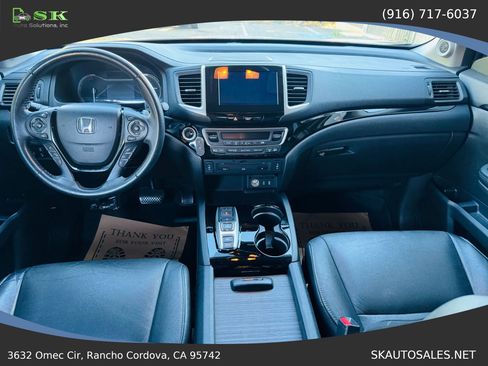 Used 2017 Honda Pilot Touring image 19