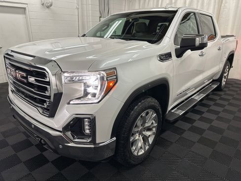 Used 2019 GMC Sierra 1500 SLT w/ SLT Premium Package image 4