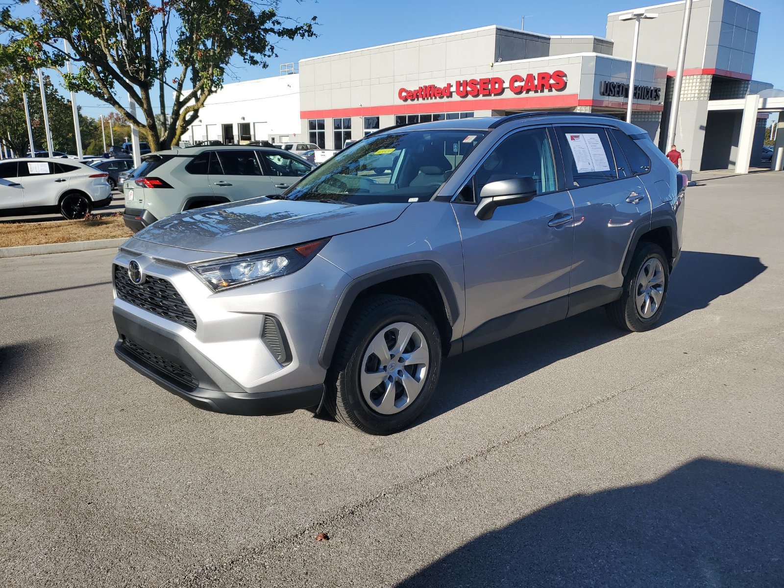 Certified 2021 Toyota RAV4 LE AWD/4WD image 2