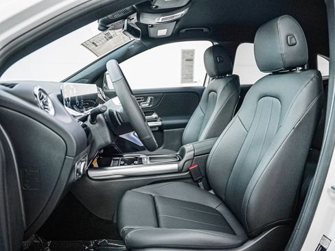 New 2026 Mercedes-Benz GLA 250 image 11