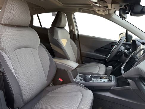 Used 2024 Subaru Crosstrek 2.0i Premium image 15