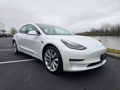 Used 2020 Tesla Model 3 Standard Range Plus image 56
