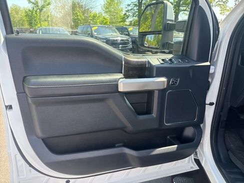 Used 2022 Ford F450 Lariat w/ Lariat Ultimate Package AWD/4WD image 23