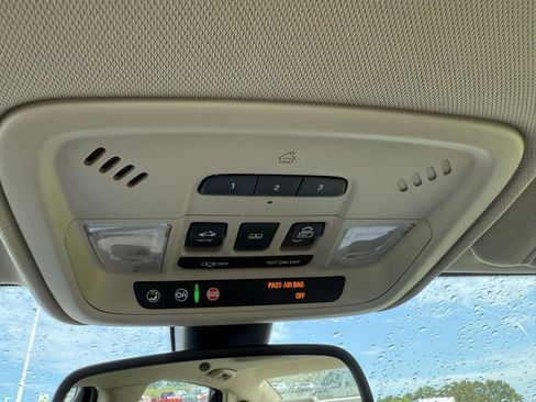 Used 2018 Buick LaCrosse Essence w/ Sun and Shade Package image 18