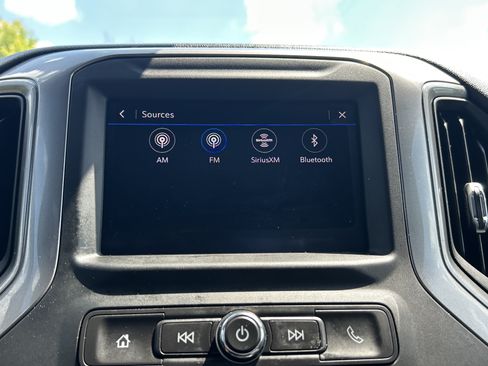 Used 2024 Chevrolet Silverado 1500 Custom RWD image 18