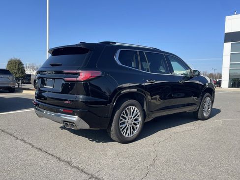 Used 2024 GMC Acadia Denali w/ Super Cruise Package image 8