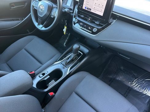 Used 2024 Toyota Corolla LE FWD image 18