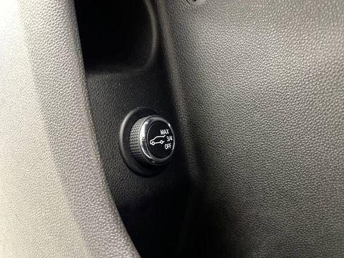 Used 2024 Cadillac XT4 Premium Luxury image 13