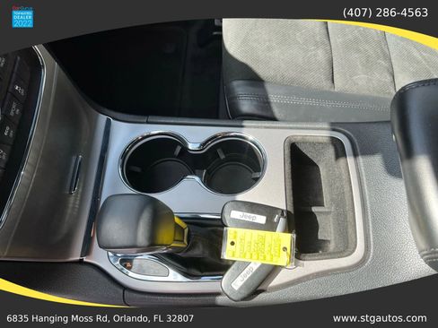 Used 2018 Jeep Grand Cherokee Altitude image 17