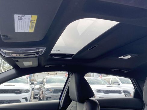 Used 2022 Hyundai Elantra N Line image 25