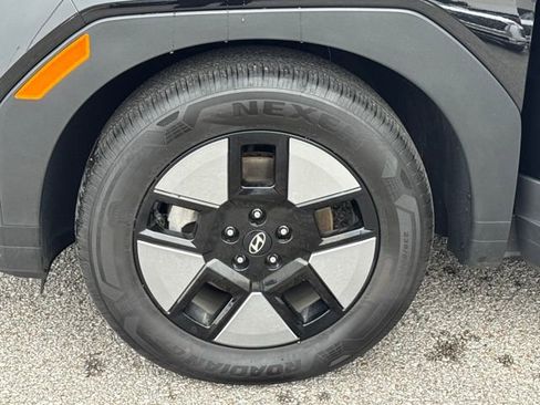 Certified 2026 Hyundai Santa Fe SE image 21