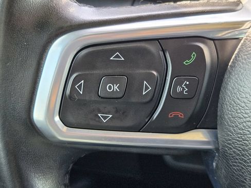 Used 2020 Jeep Wrangler Unlimited Sahara AWD/4WD image 23