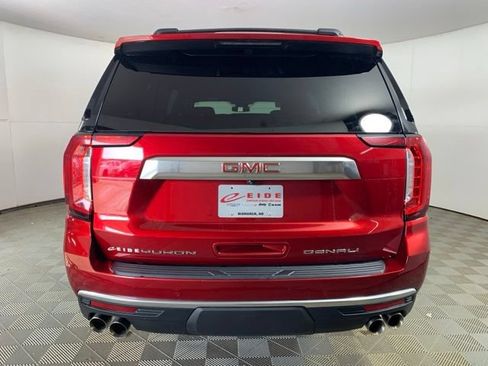 Used 2023 GMC Yukon XL Denali AWD/4WD image 15
