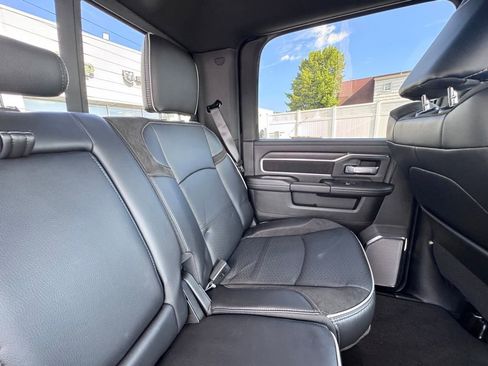Used 2025 RAM 2500 Laramie AWD/4WD image 23