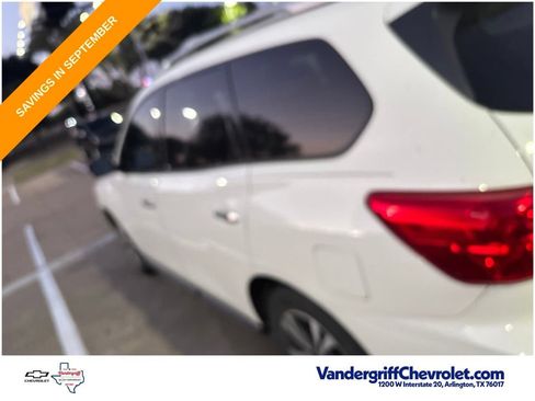 Used 2017 Nissan Pathfinder S FWD image 11