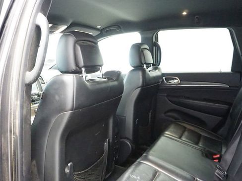 Used 2017 Jeep Grand Cherokee Limited w/ Trailer Tow Group IV image 22