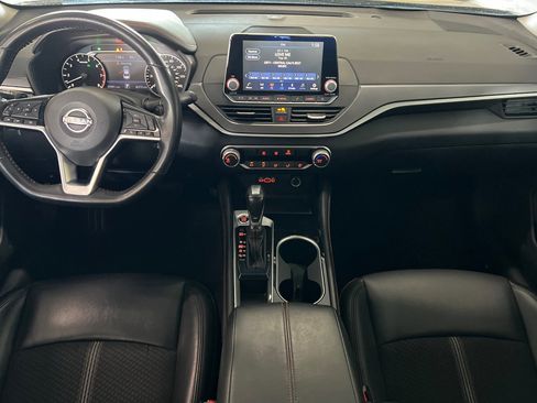 Used 2023 Nissan Altima 2.5 SR image 13