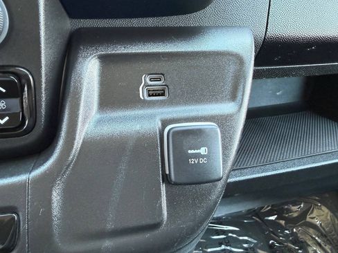 Used 2023 RAM ProMaster 3500 FWD image 38