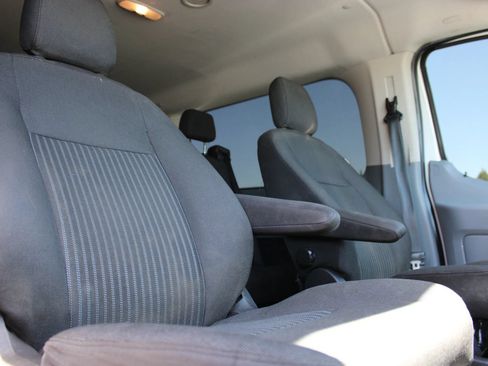 Used 2017 Ford Transit 350 XLT RWD image 19