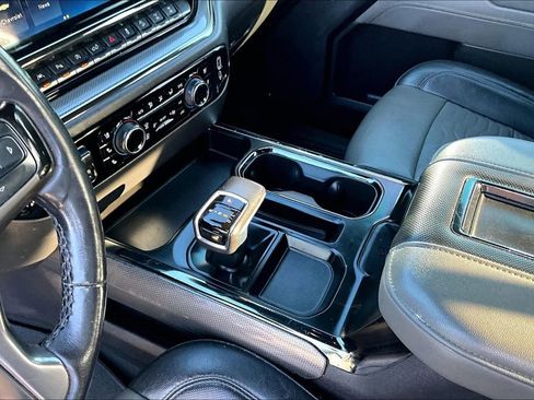 Used 2022 Chevrolet Silverado 1500 ZR2 image 17