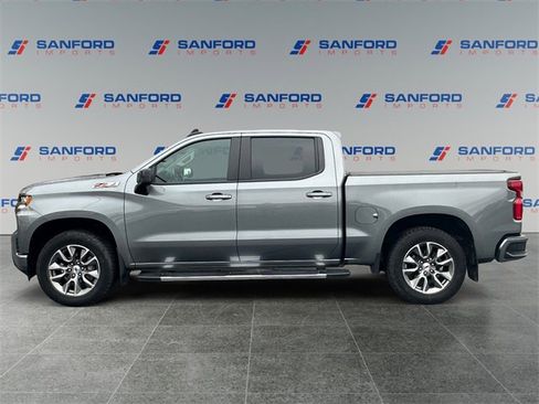 Used 2022 Chevrolet Silverado 1500 RST image 2