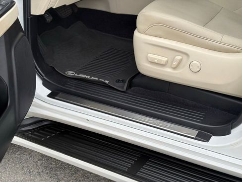 Certified 2022 Lexus GX 460 Premium w/ Accessory Package AWD/4WD image 20